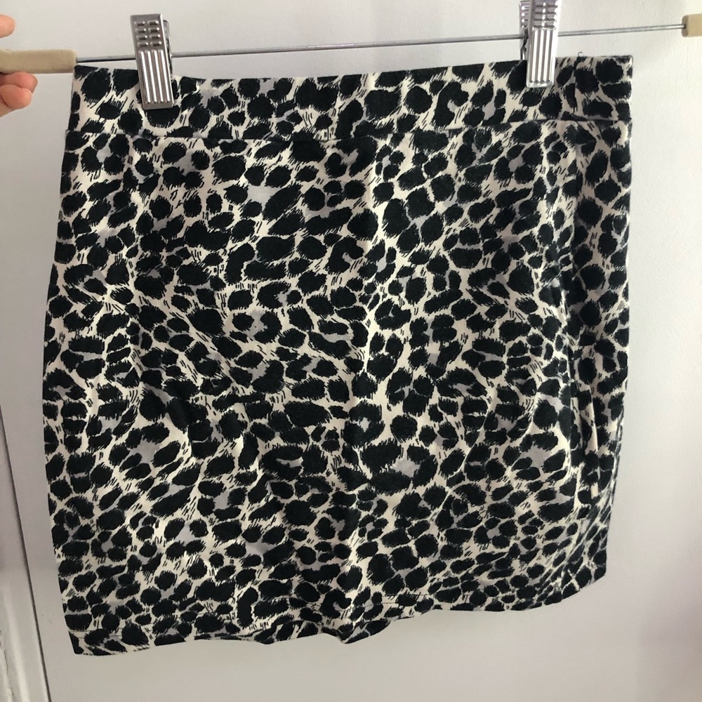 FREE miniskirt when your purchase is $15+